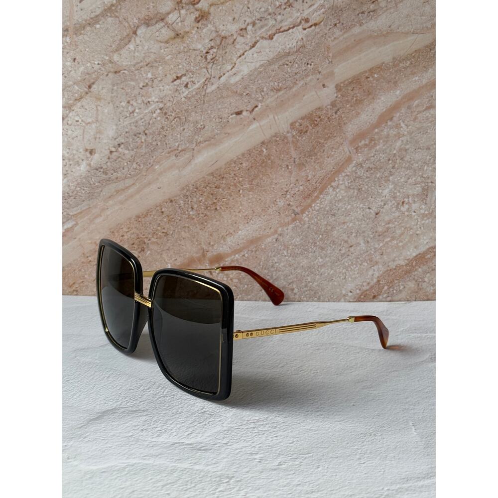 NEW Gucci GG0903S Black Gold Square Oversized Sunglasses - Picture 7 of 9